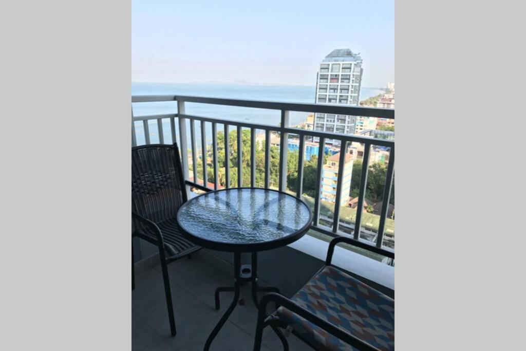 Stunning Seaview Suite Jomtien Beach Exterior foto